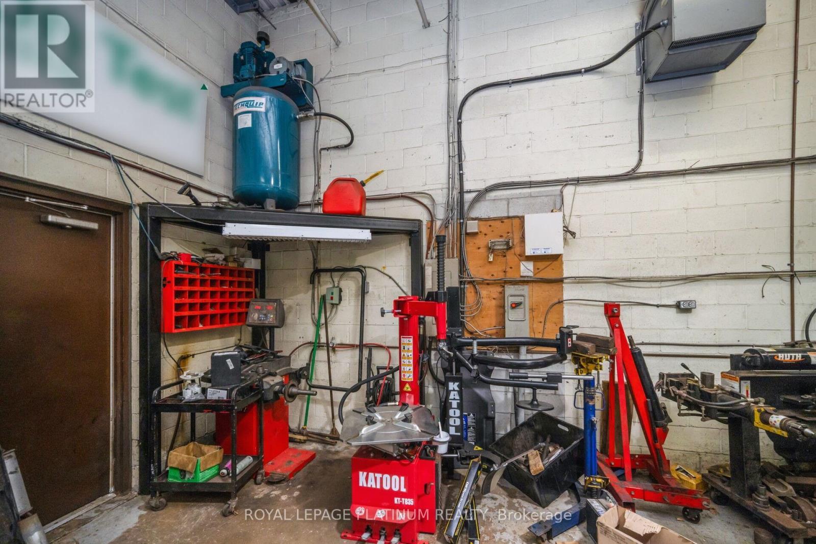 Unit 10 - 85 Rosedale Avenue W, Brampton, ON