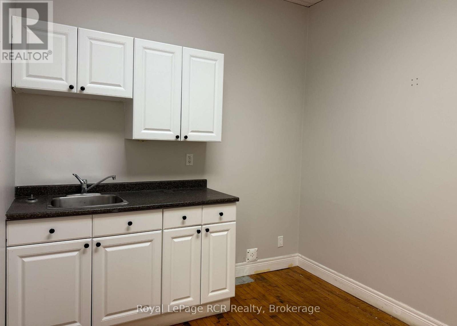 925 & 927 2Nd Avenue E, Owen Sound, ON