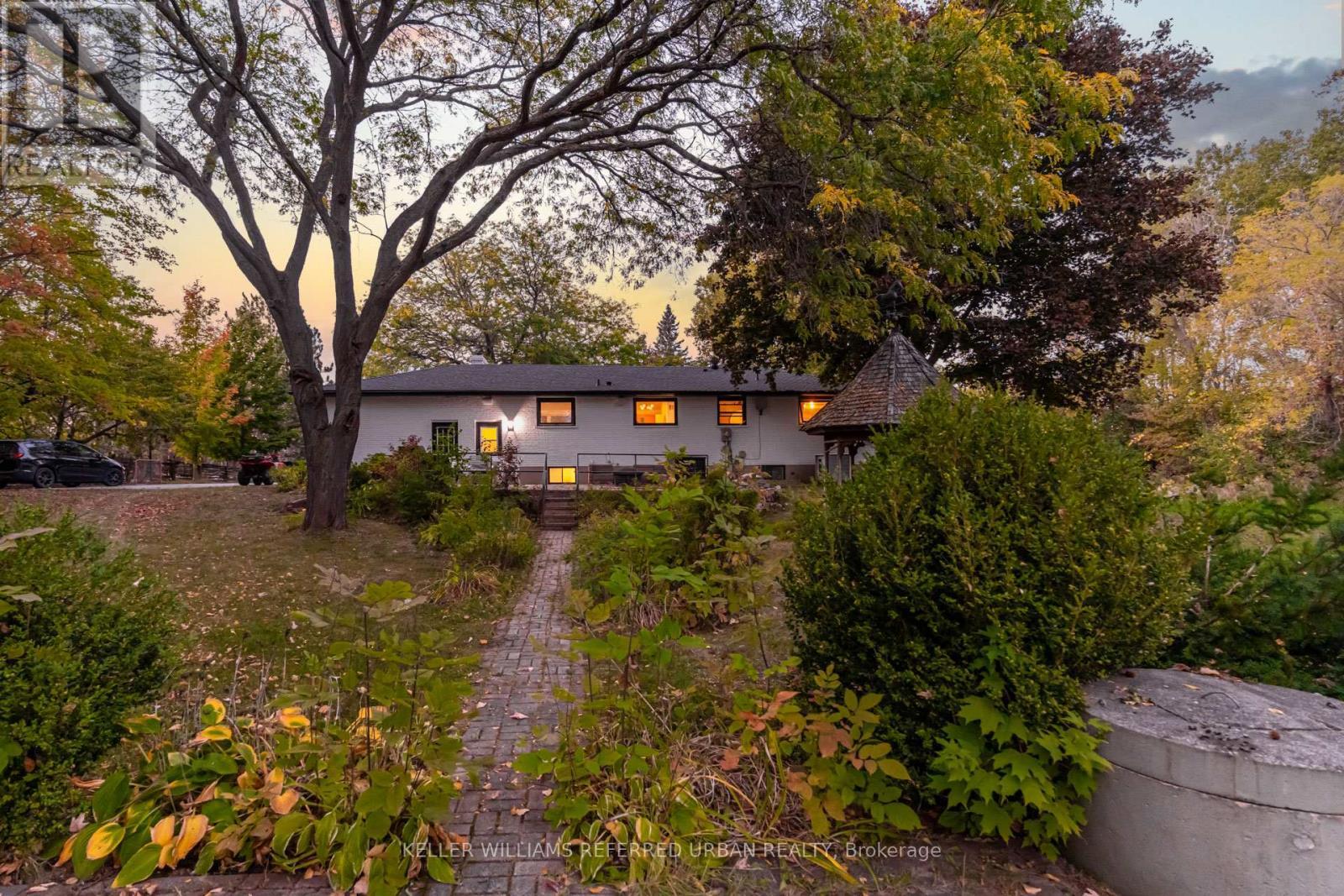 886 Sixth Street, Collingwood, ON - Outdoor