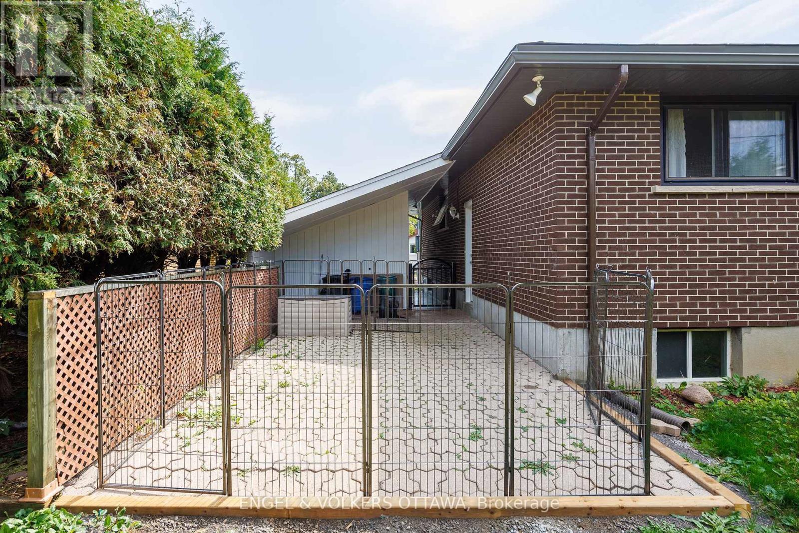 1291 Notting Hill Avenue, Ottawa, ON - Outdoor With Deck Patio Veranda With Exterior