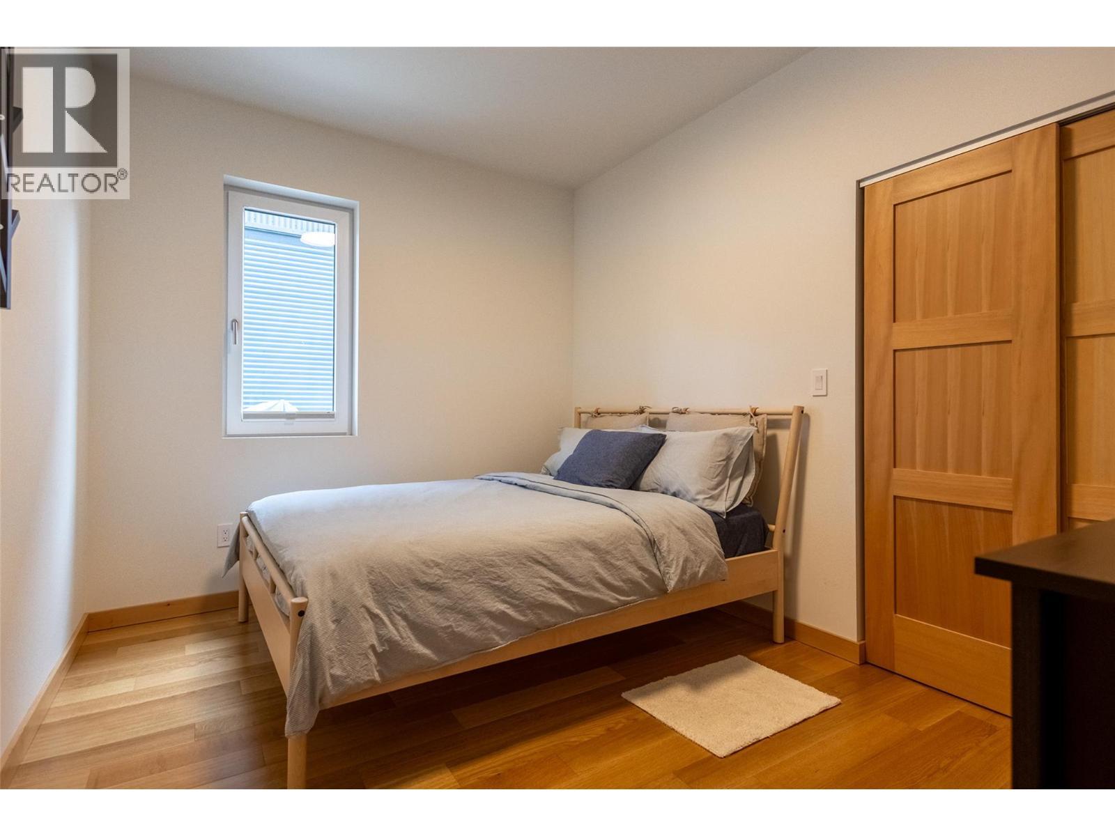 2 Piedmont Drive, Fernie, BC - Indoor Photo Showing Bedroom
