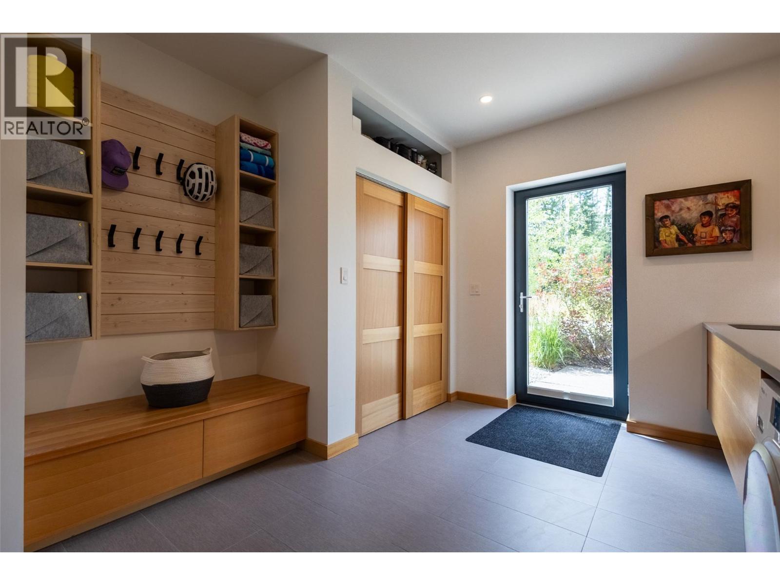 2 Piedmont Drive, Fernie, BC - Indoor Photo Showing Other Room