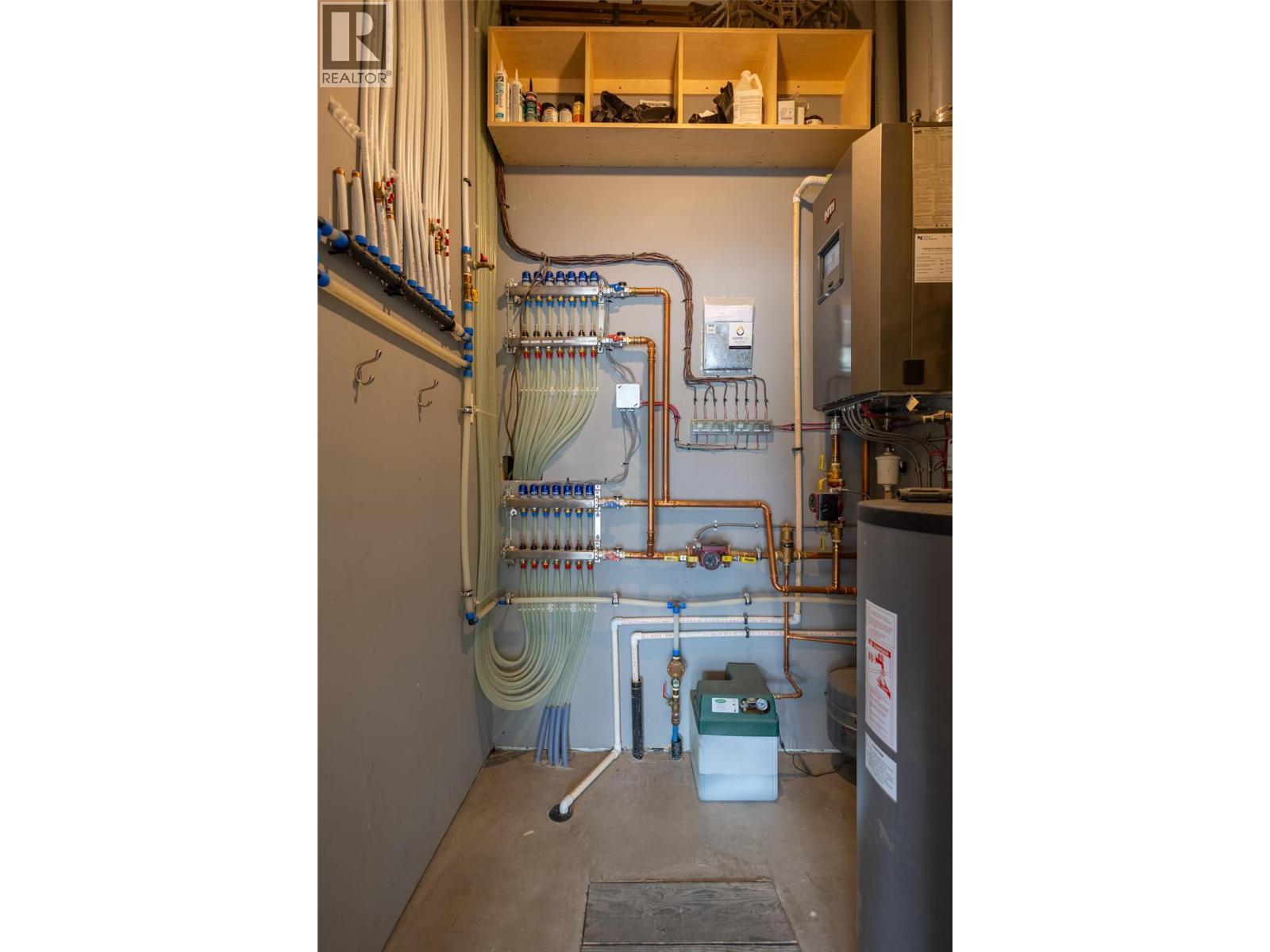 2 Piedmont Drive, Fernie, BC - Photo Showing Other Room