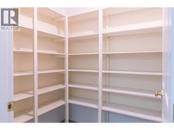 COLD ROOM/STORAGE ROOM. -