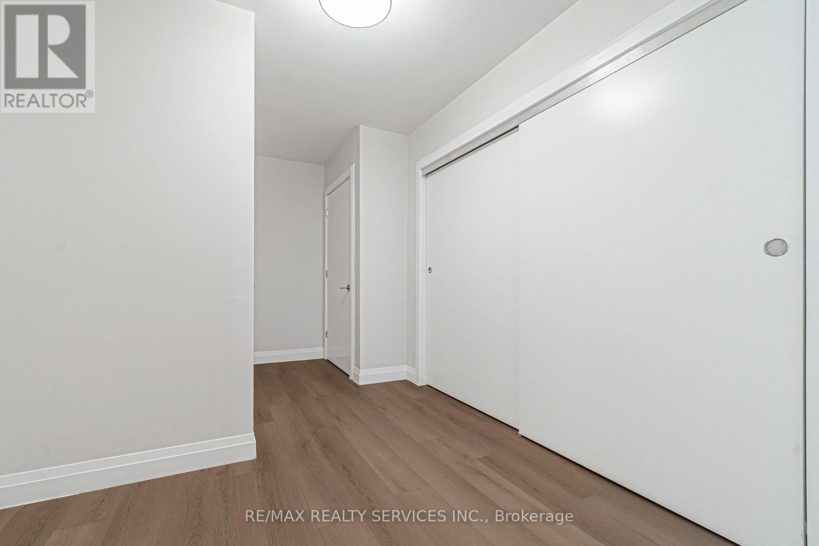 #3 - 30 Dean Park Road, Toronto, ON - Indoor Photo Showing Other Room