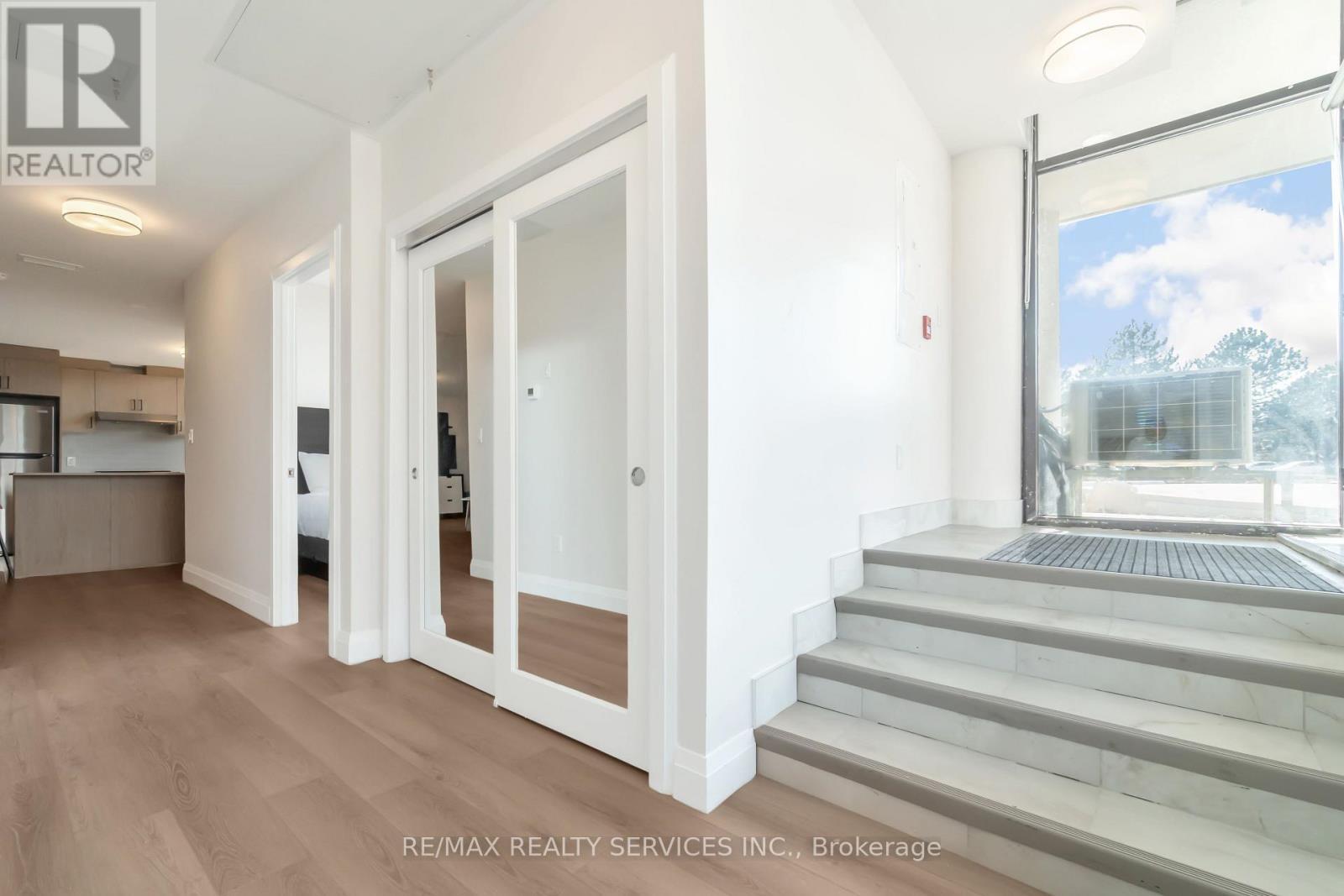 #3 - 30 Dean Park Road, Toronto, ON - Indoor