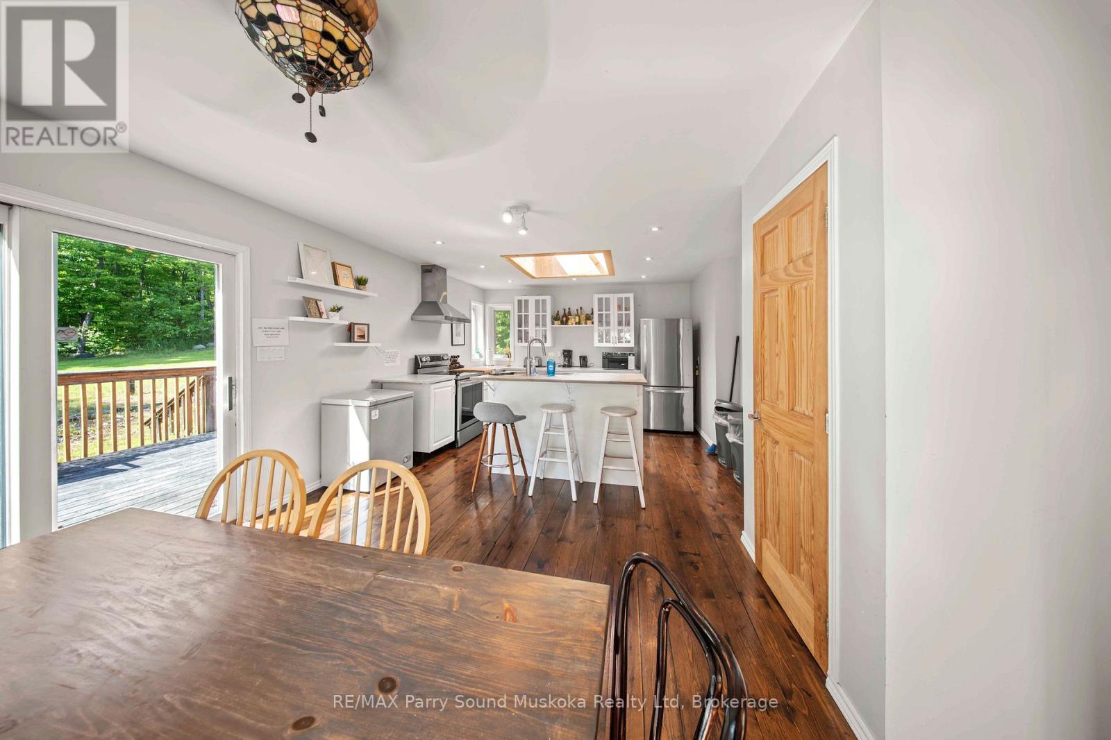 23 Shady Maple Trail, Whitestone, ON - Indoor Photo Showing Dining Room