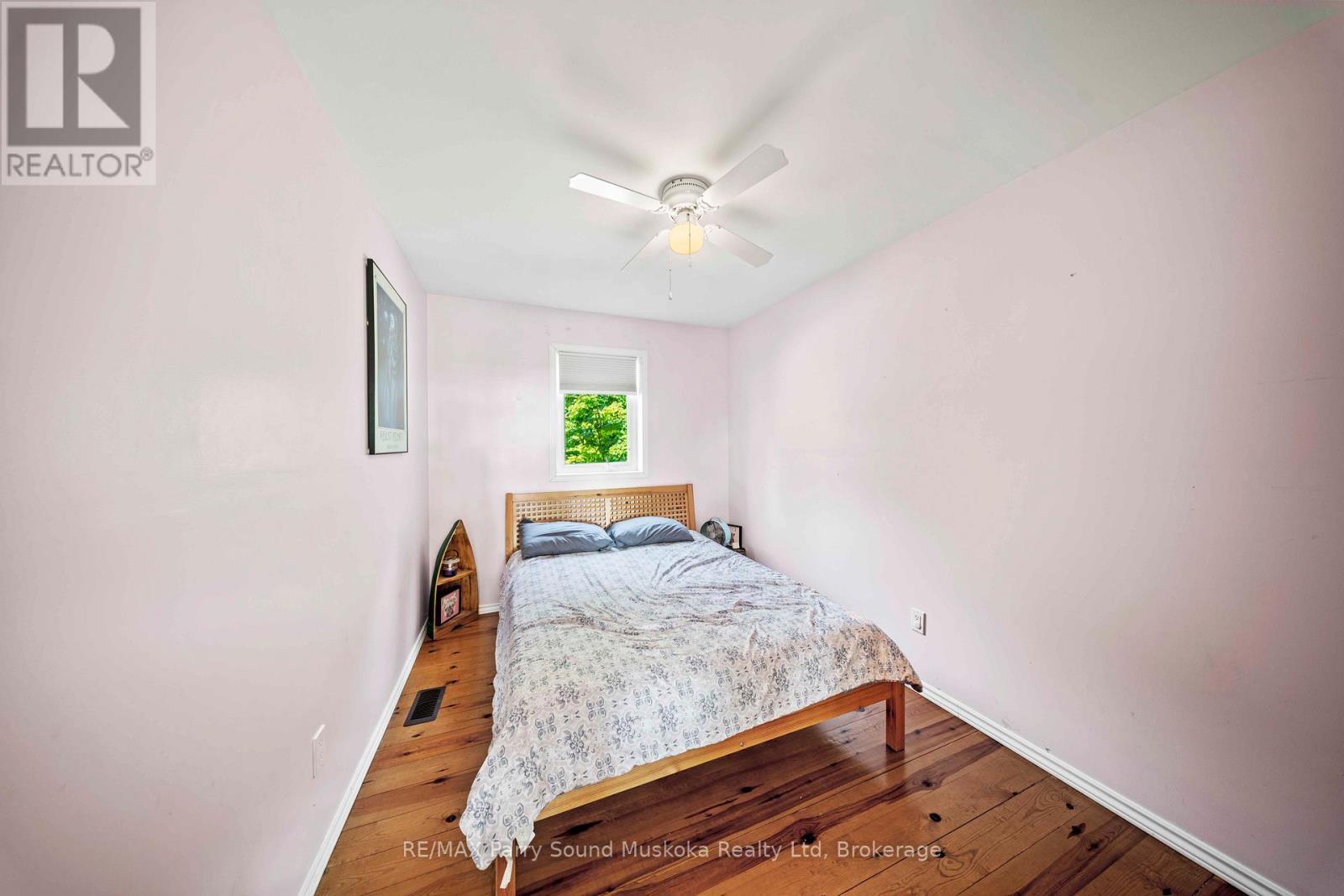 23 Shady Maple Trail, Whitestone, ON - Indoor Photo Showing Bedroom