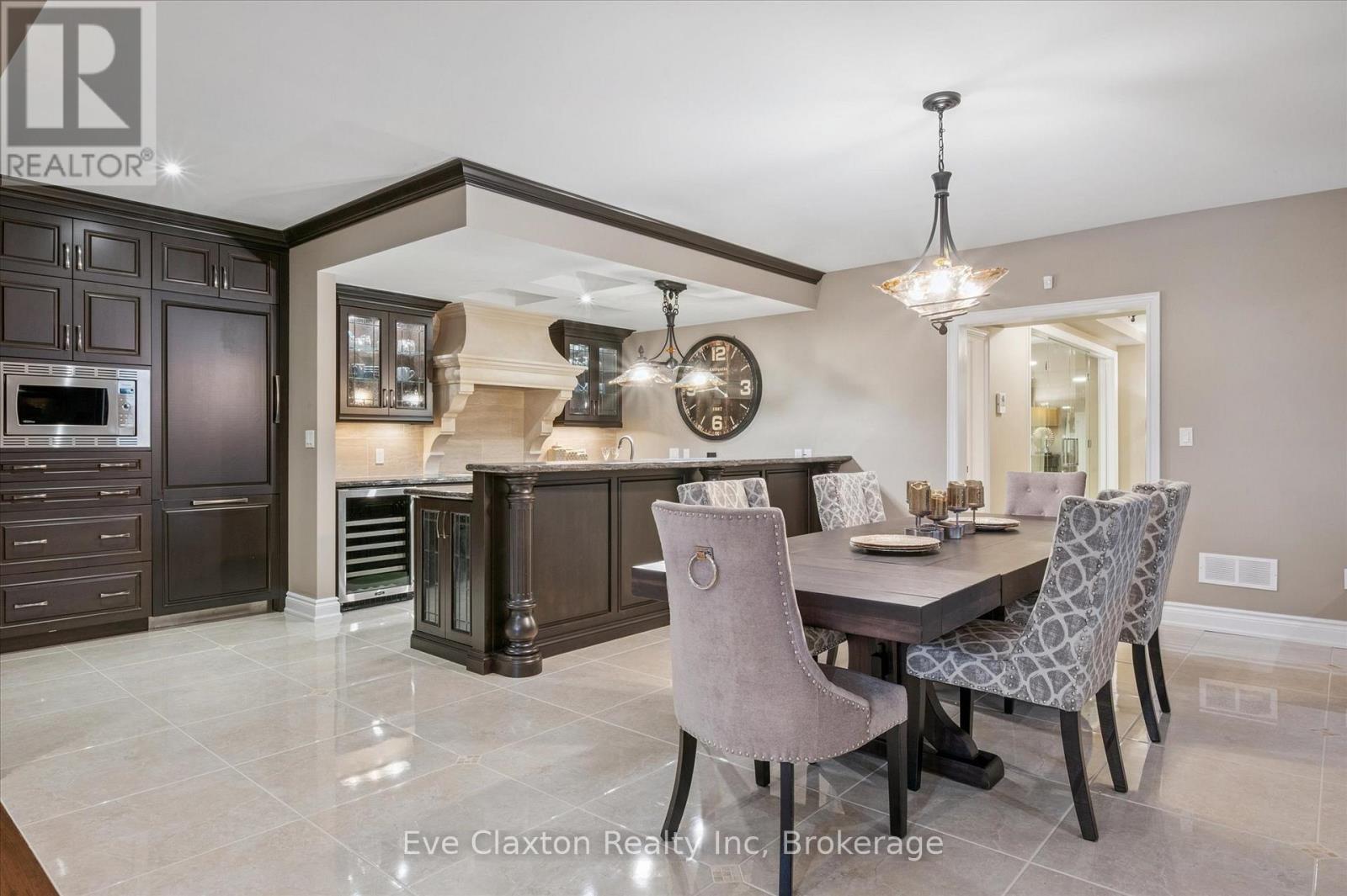 95 Old Ruby Lane, Puslinch, ON - Indoor Photo Showing Dining Room