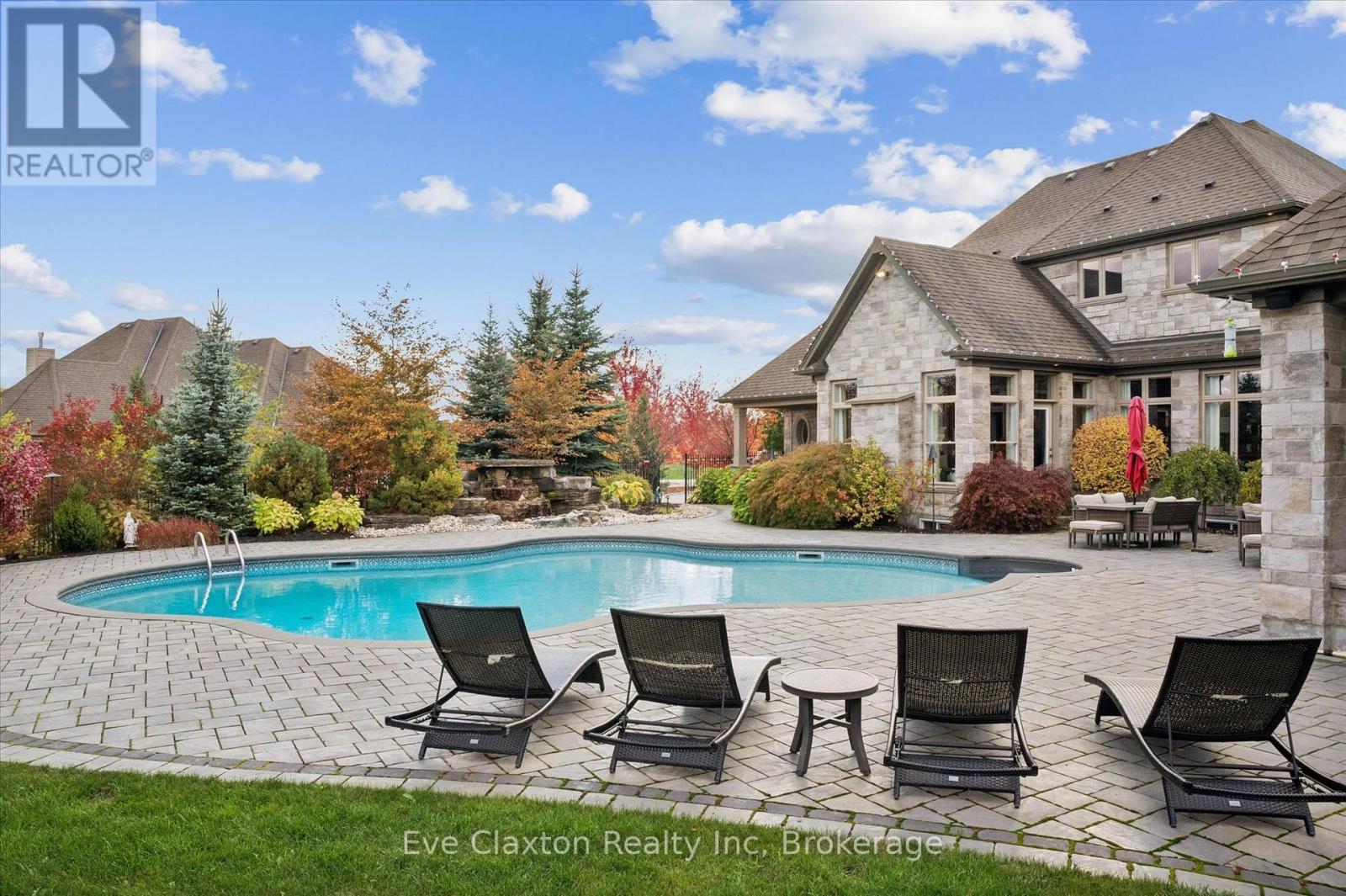 95 Old Ruby Lane, Puslinch, ON - Outdoor With In Ground Pool With Deck Patio Veranda