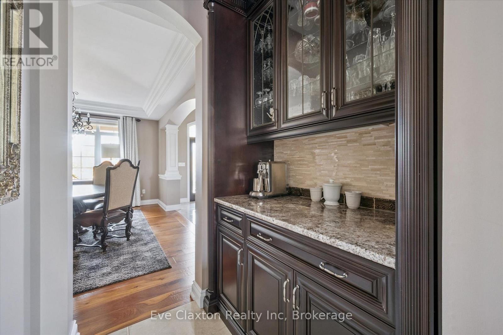 95 Old Ruby Lane, Puslinch, ON - Indoor Photo Showing Kitchen