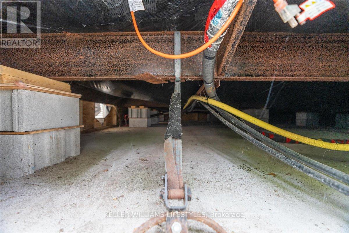 13 Kellestine Drive, Strathroy-Caradoc (Se), ON -