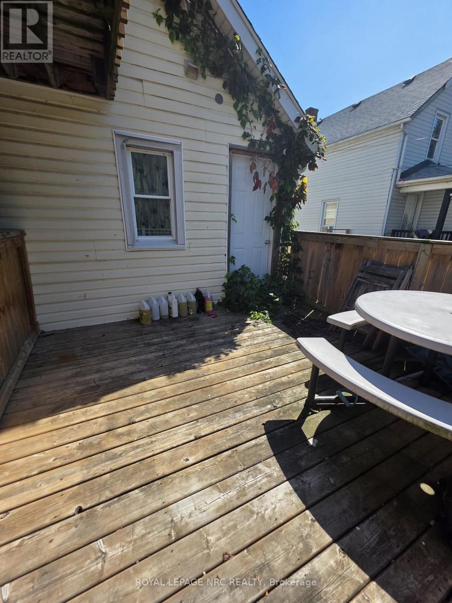 154 Fares Street, Port Colborne (East Village), ON - Outdoor With Deck Patio Veranda With Exterior