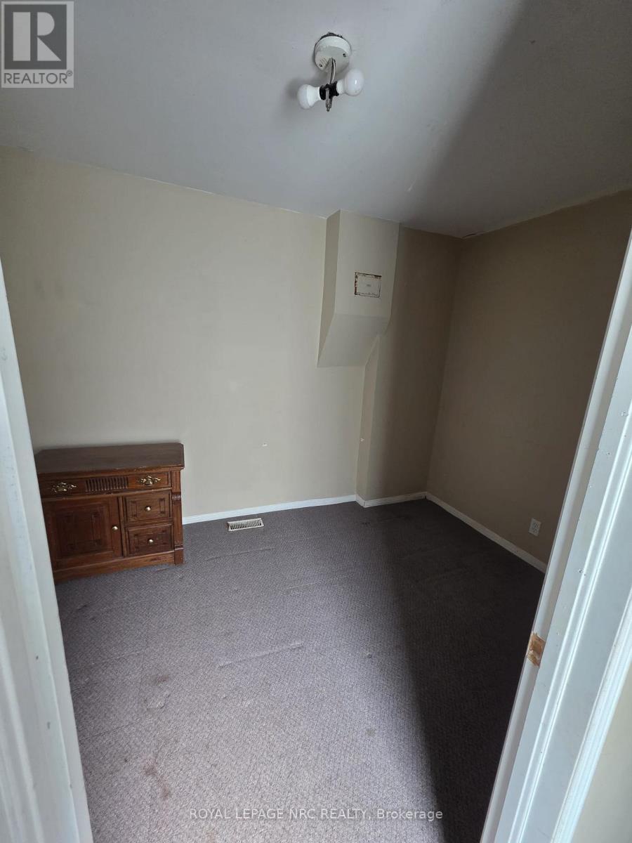 154 Fares Street, Port Colborne (East Village), ON - Indoor Photo Showing Other Room