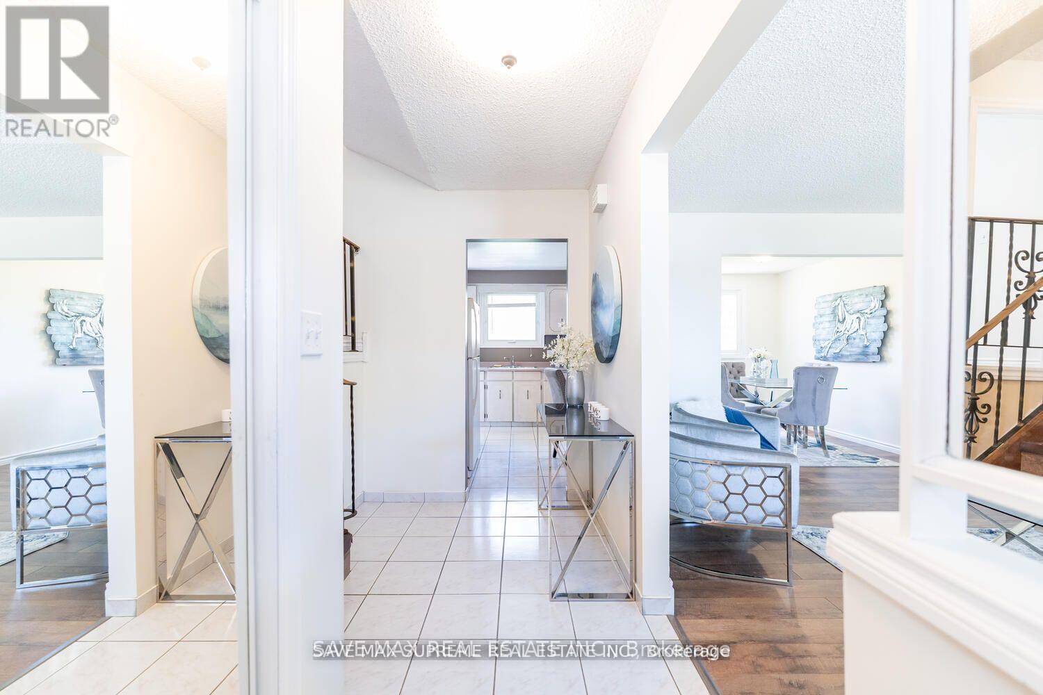 8 Altmar Court, St. Catharines, ON - Indoor Photo Showing Other Room