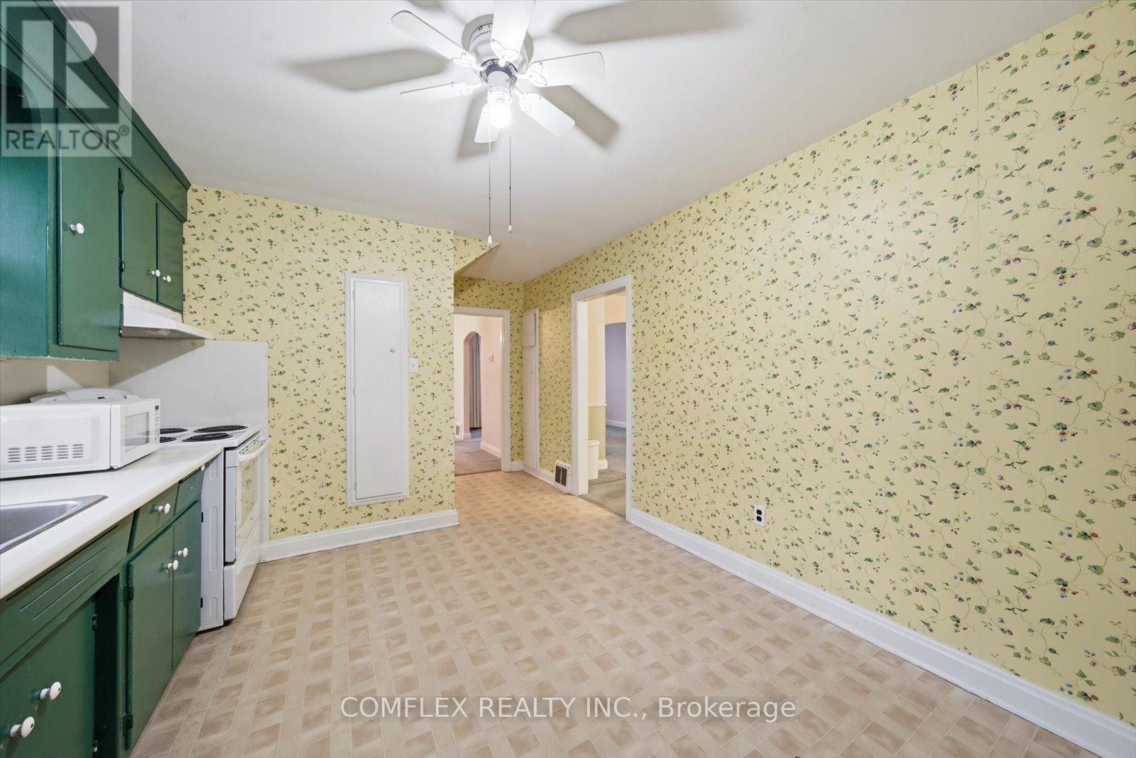 68 Cambridge Street N, Kawartha Lakes, ON -