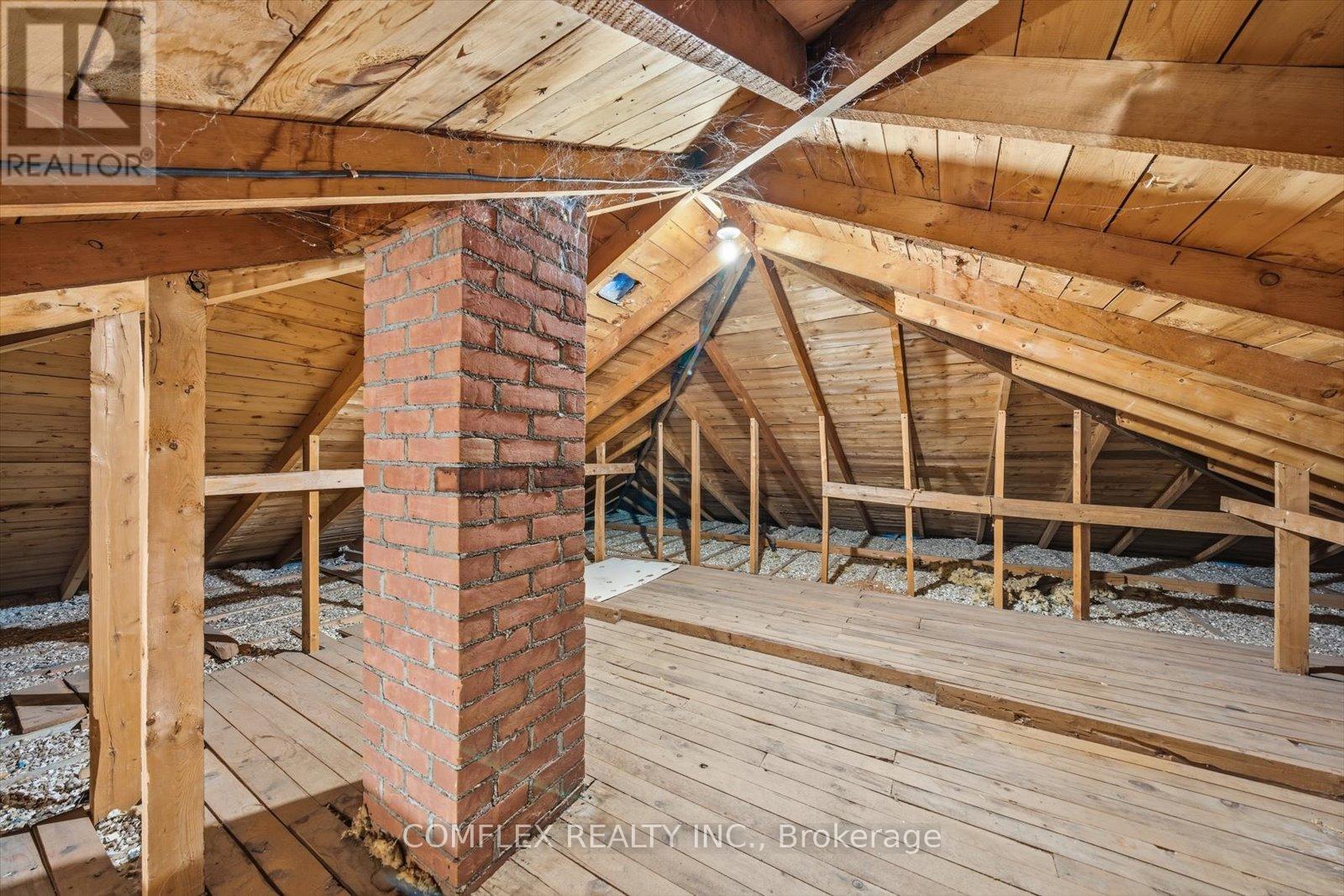 68 Cambridge Street N, Kawartha Lakes, ON -