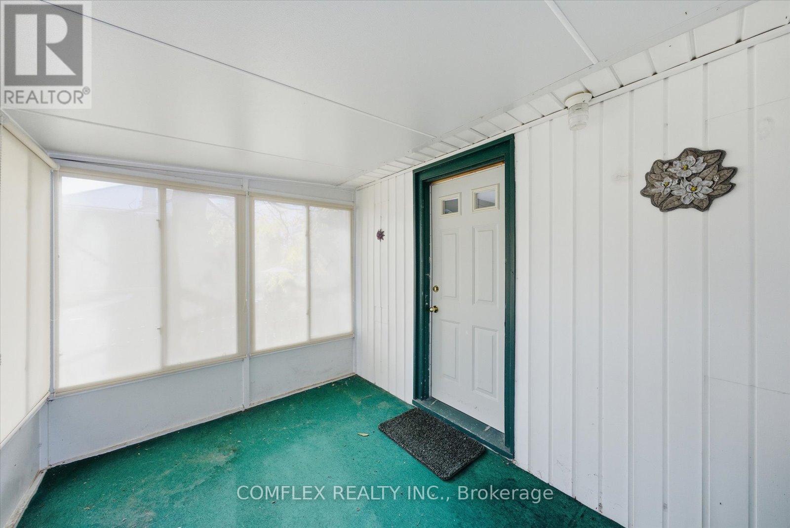 68 Cambridge Street N, Kawartha Lakes, ON - Indoor Photo Showing Other Room