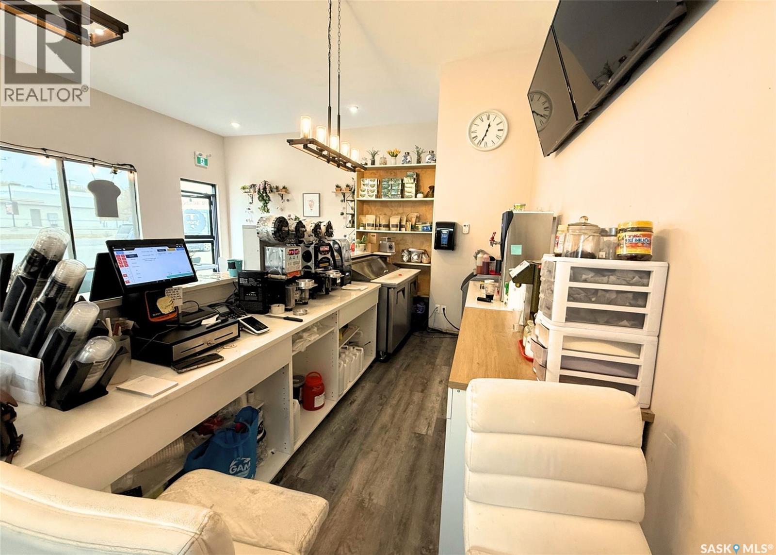 1 212 Central Street, Warman, SK