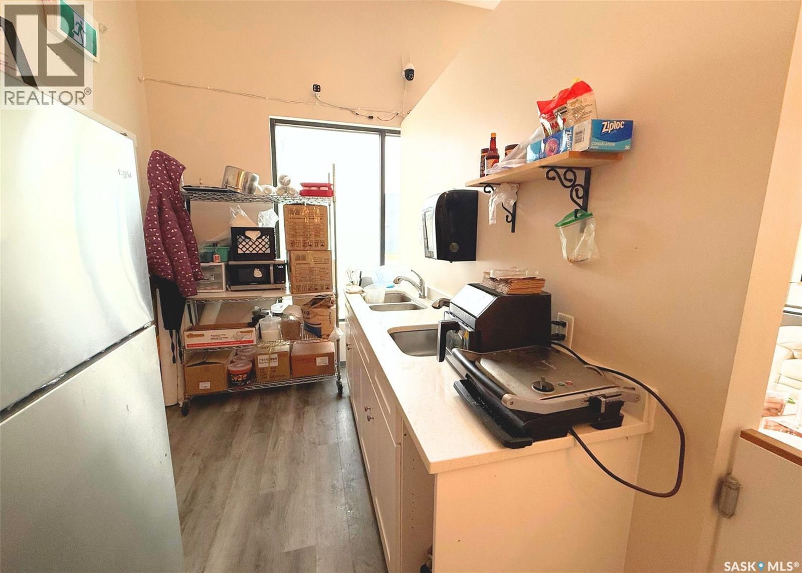 1 212 Central Street, Warman, SK