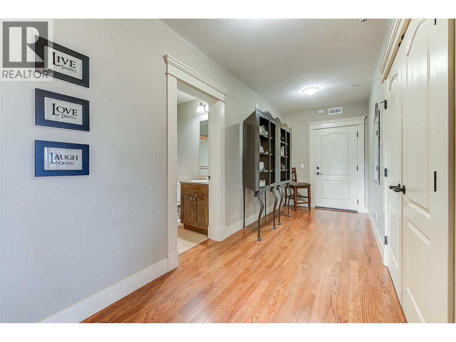 2070 Boucherie Road Unit# 517 Lot# 24-1-4, West Kelowna, BC - Indoor Photo Showing Other Room