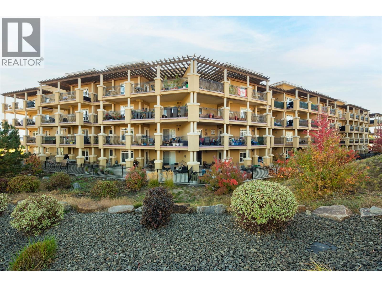 2070 Boucherie Road Unit# 517 Lot# 24-1-4, West Kelowna, BC - Outdoor With Facade