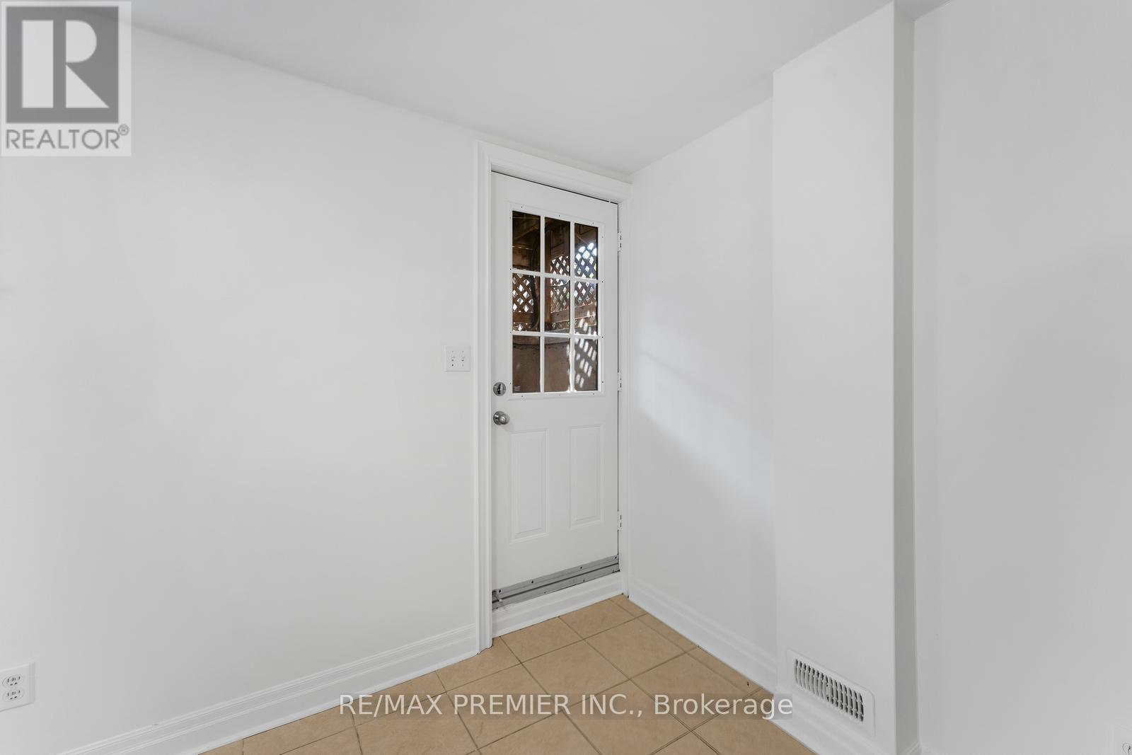 Basement - 26 Algarve Crescent, Toronto, ON - Indoor Photo Showing Other Room