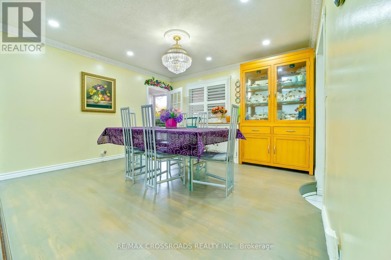 49 Tunmead Square, Toronto, ON - Indoor