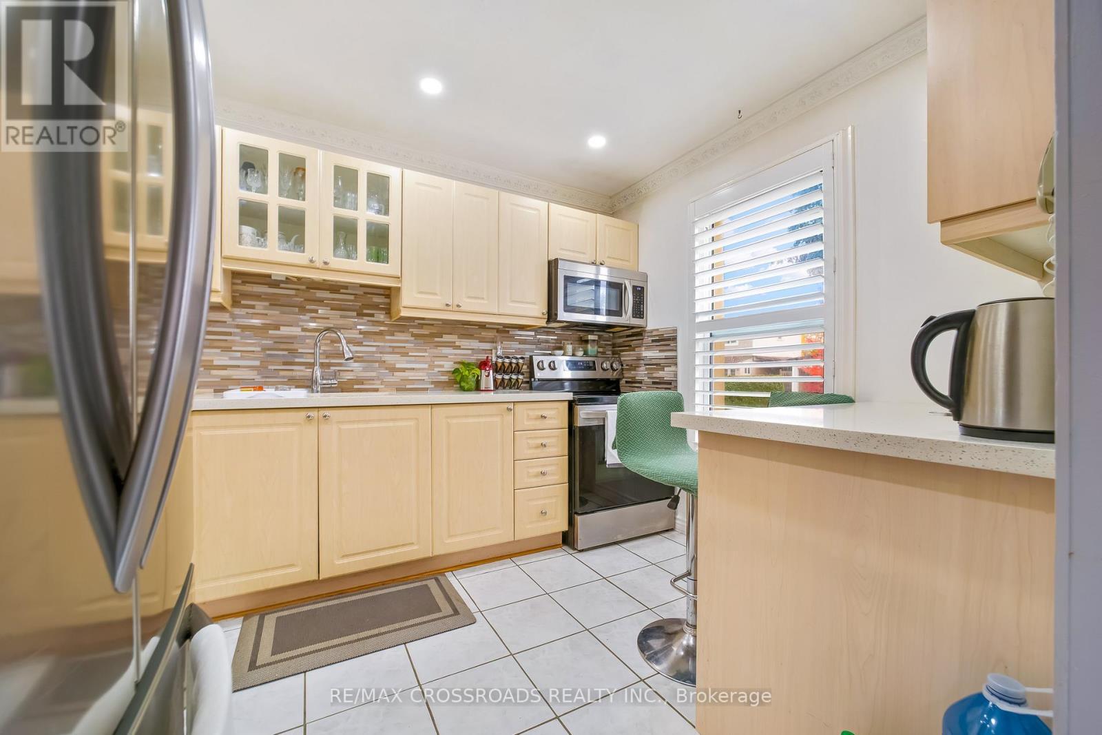 49 Tunmead Square, Toronto, ON - Indoor Photo Showing Kitchen