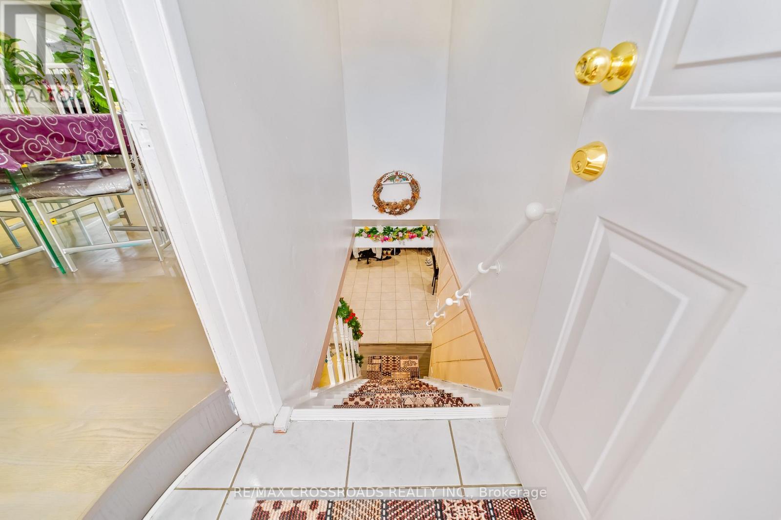 49 Tunmead Square, Toronto, ON - Indoor Photo Showing Other Room