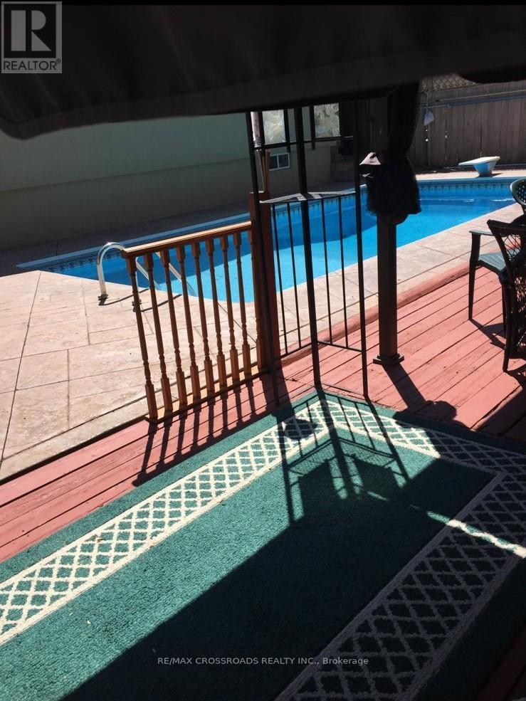 49 Tunmead Square, Toronto, ON - With In Ground Pool