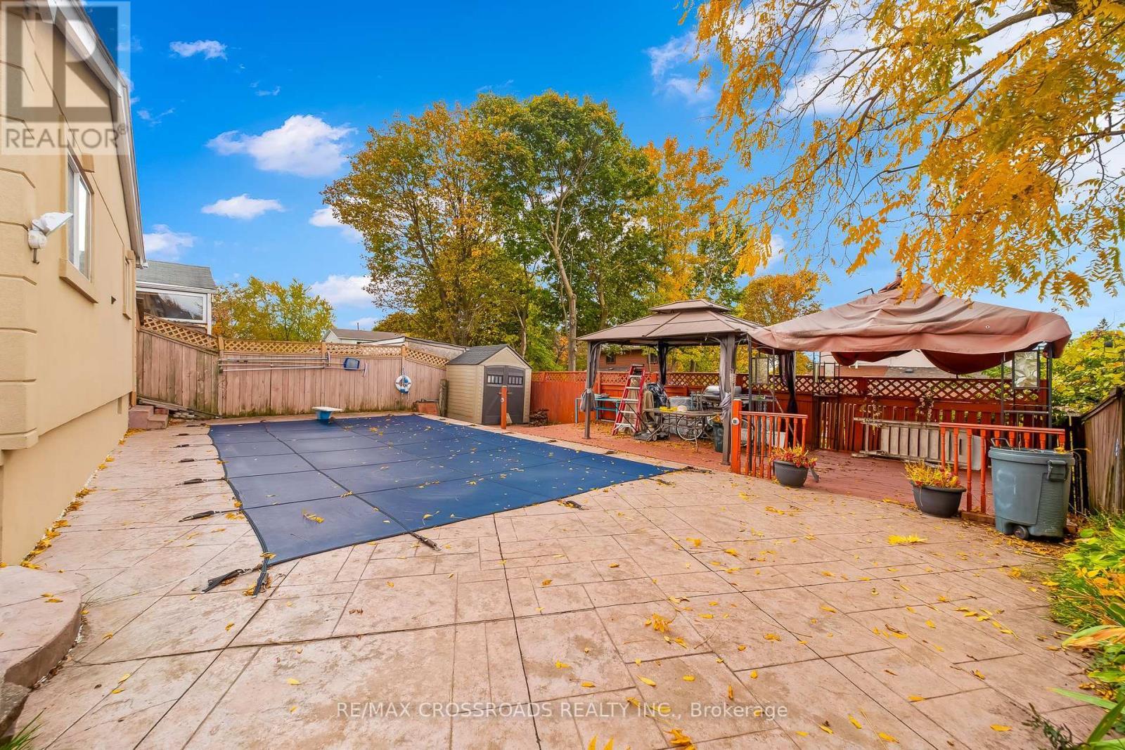 49 Tunmead Square, Toronto, ON - Outdoor