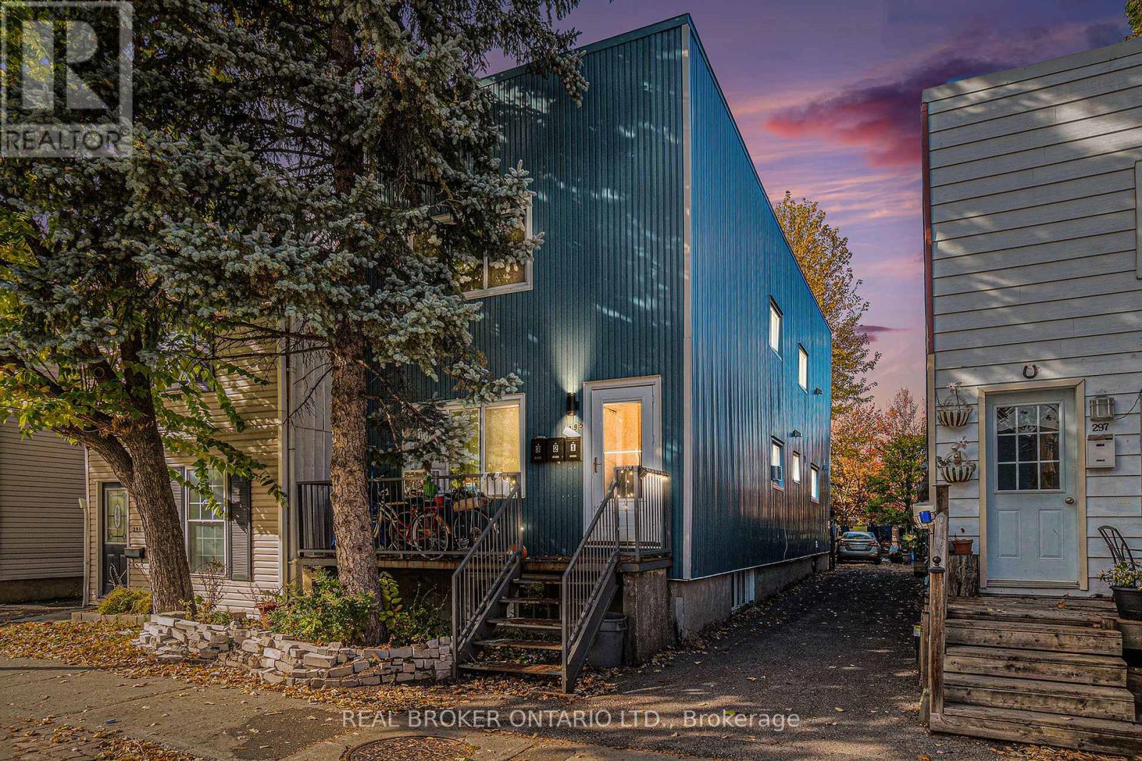 295 St. Andrew Street, Ottawa, ON - Outdoor