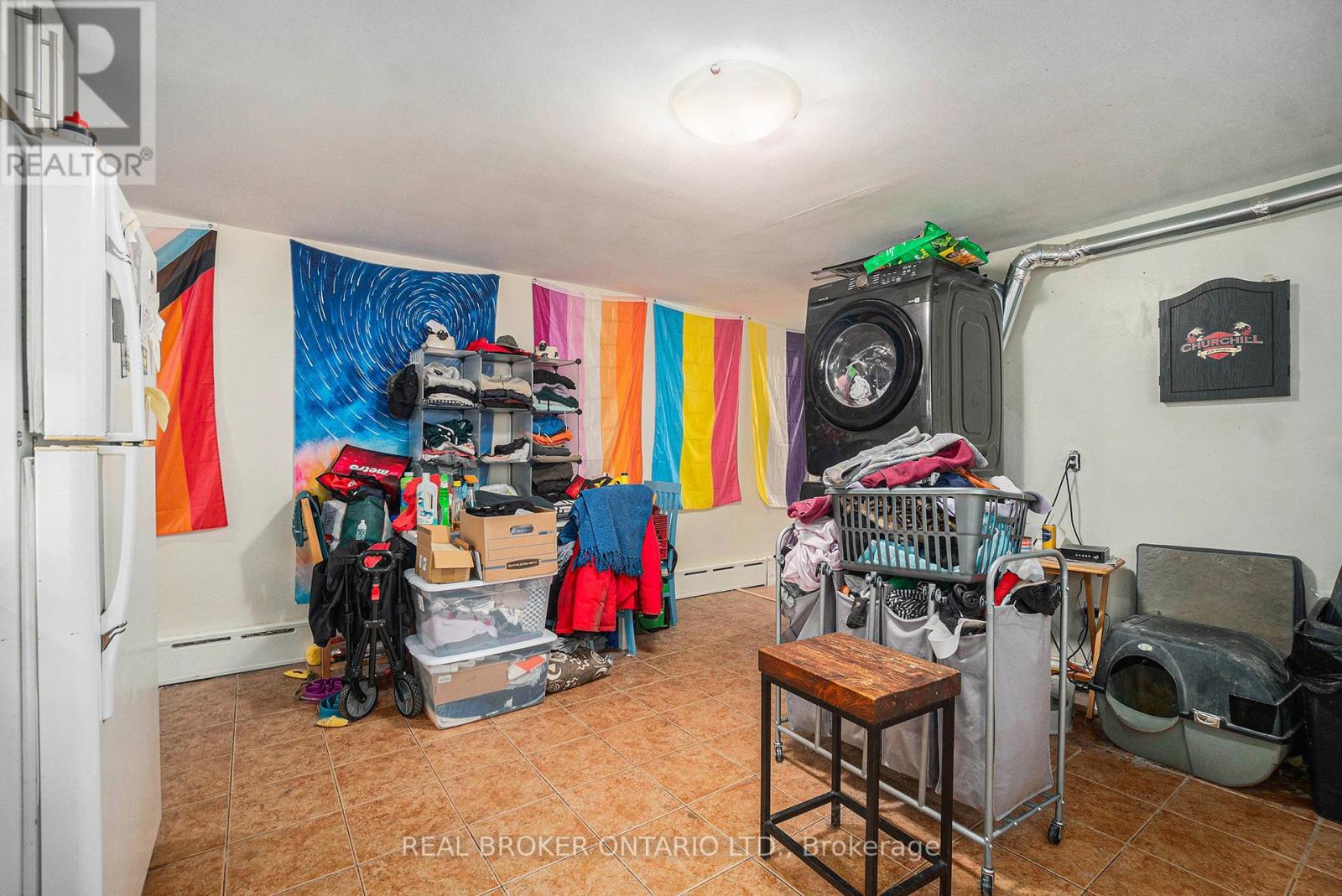 295 St. Andrew Street, Ottawa, ON - Indoor