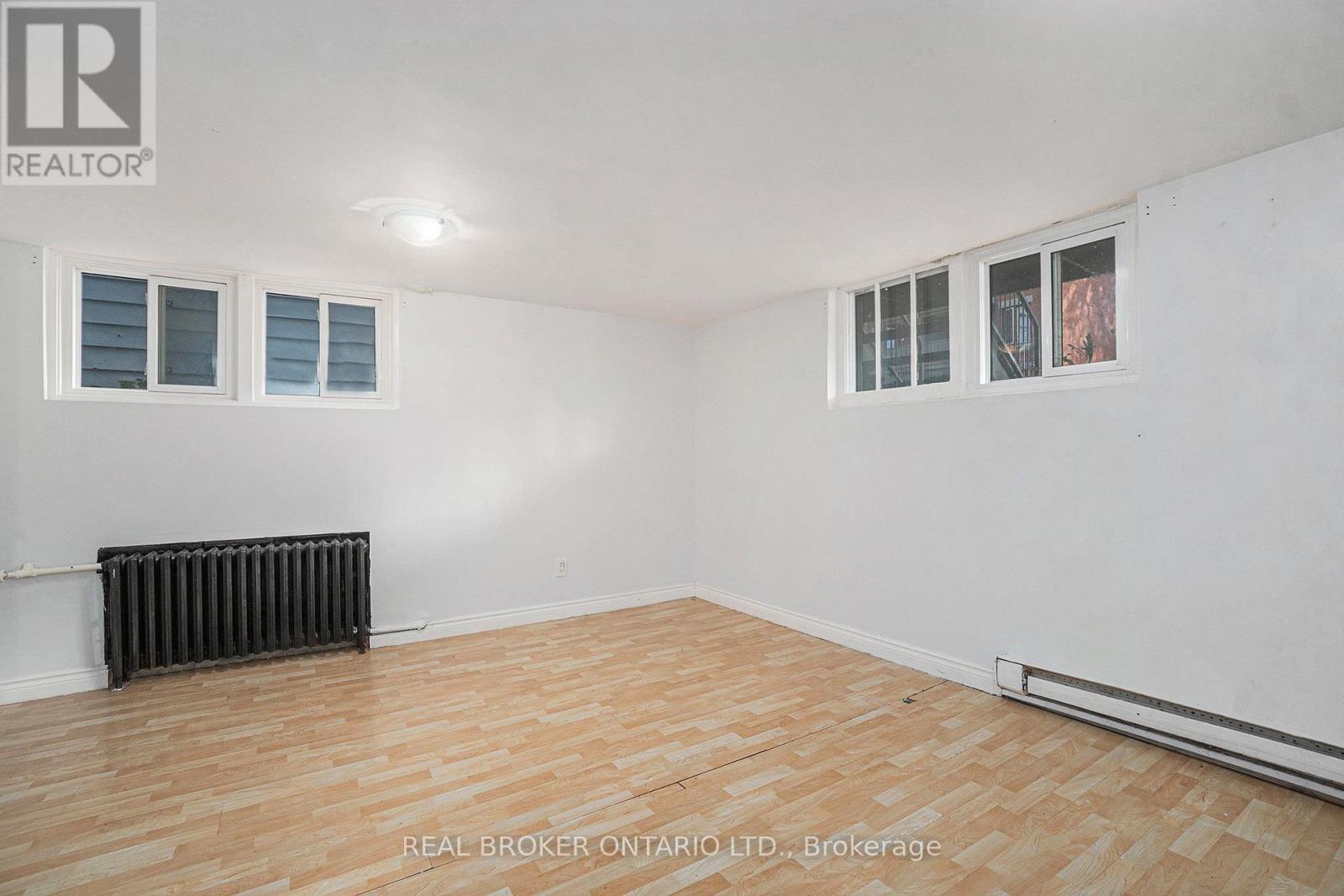 295 St. Andrew Street, Ottawa, ON - Indoor Photo Showing Other Room