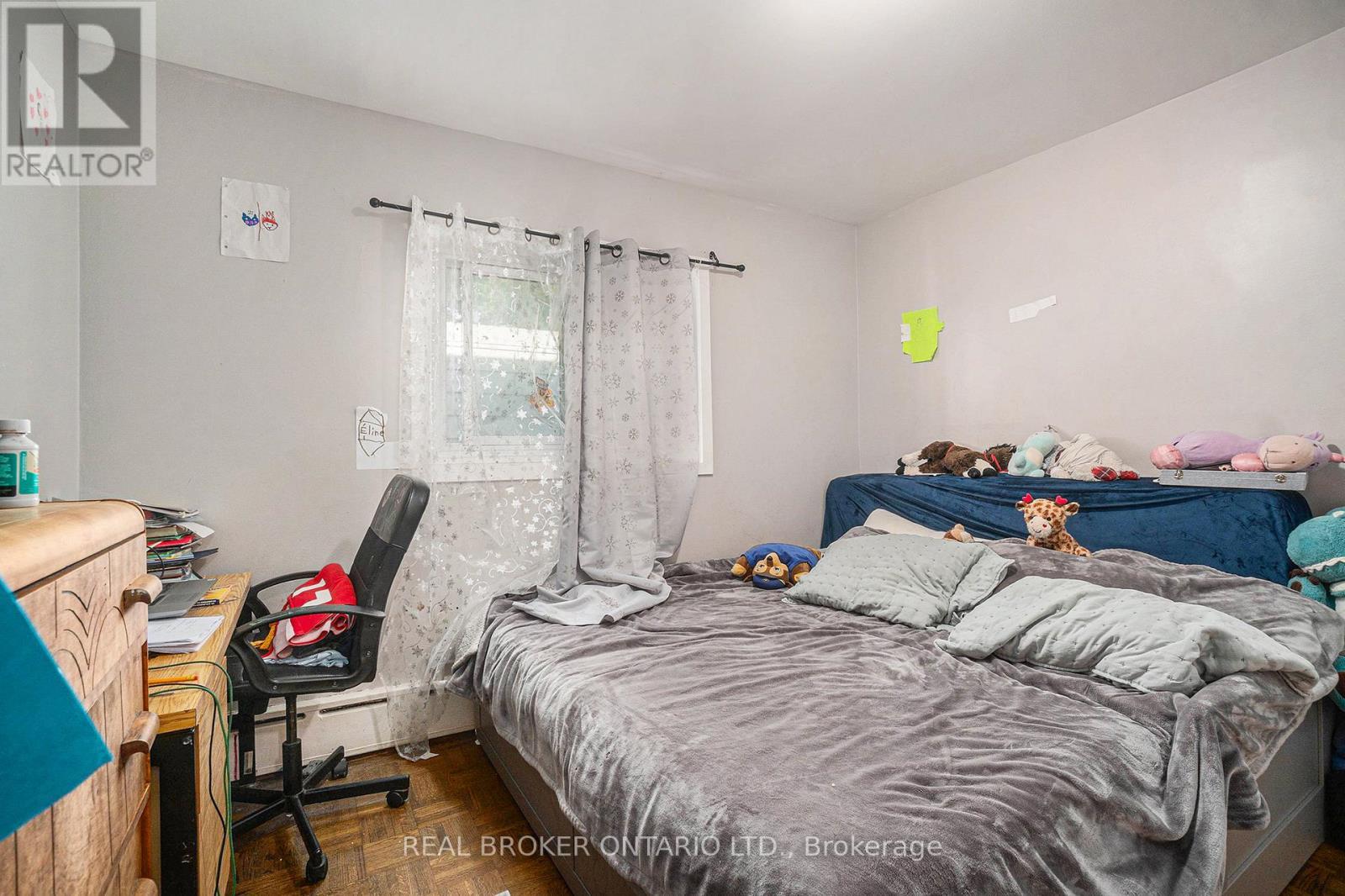 295 St. Andrew Street, Ottawa, ON - Indoor Photo Showing Bedroom