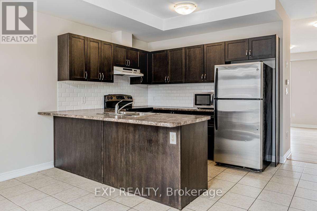4129 Palermo Common, Burlington, ON - Indoor Photo Showing Kitchen With Double Sink