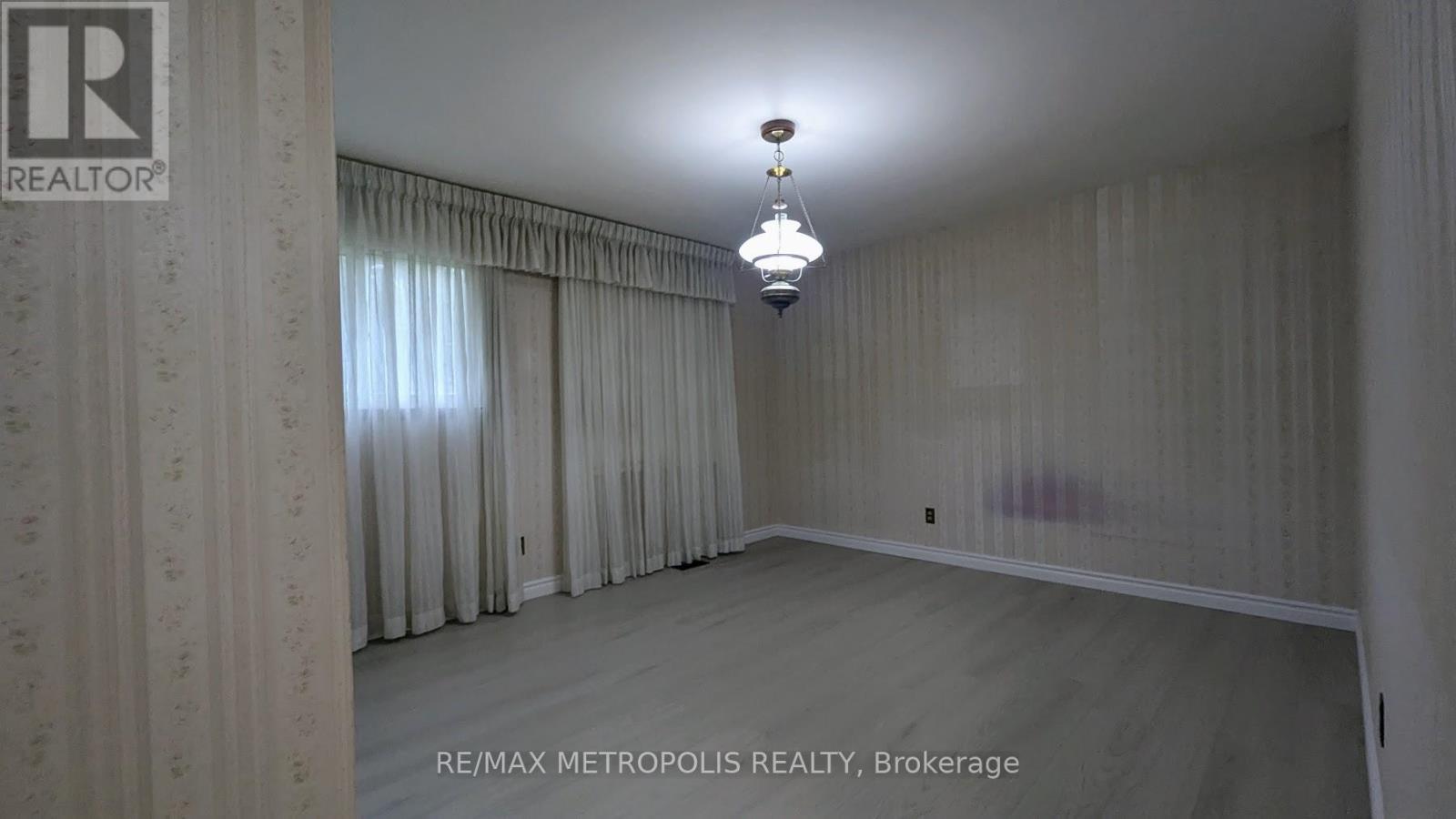 83 Longwood Drive, Waterloo, ON - Indoor Photo Showing Other Room