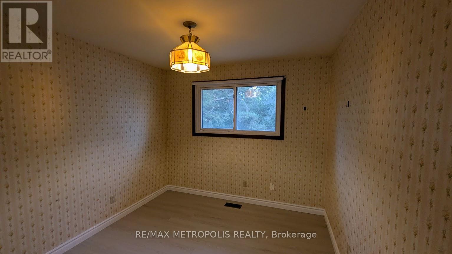 83 Longwood Drive, Waterloo, ON - Indoor Photo Showing Other Room