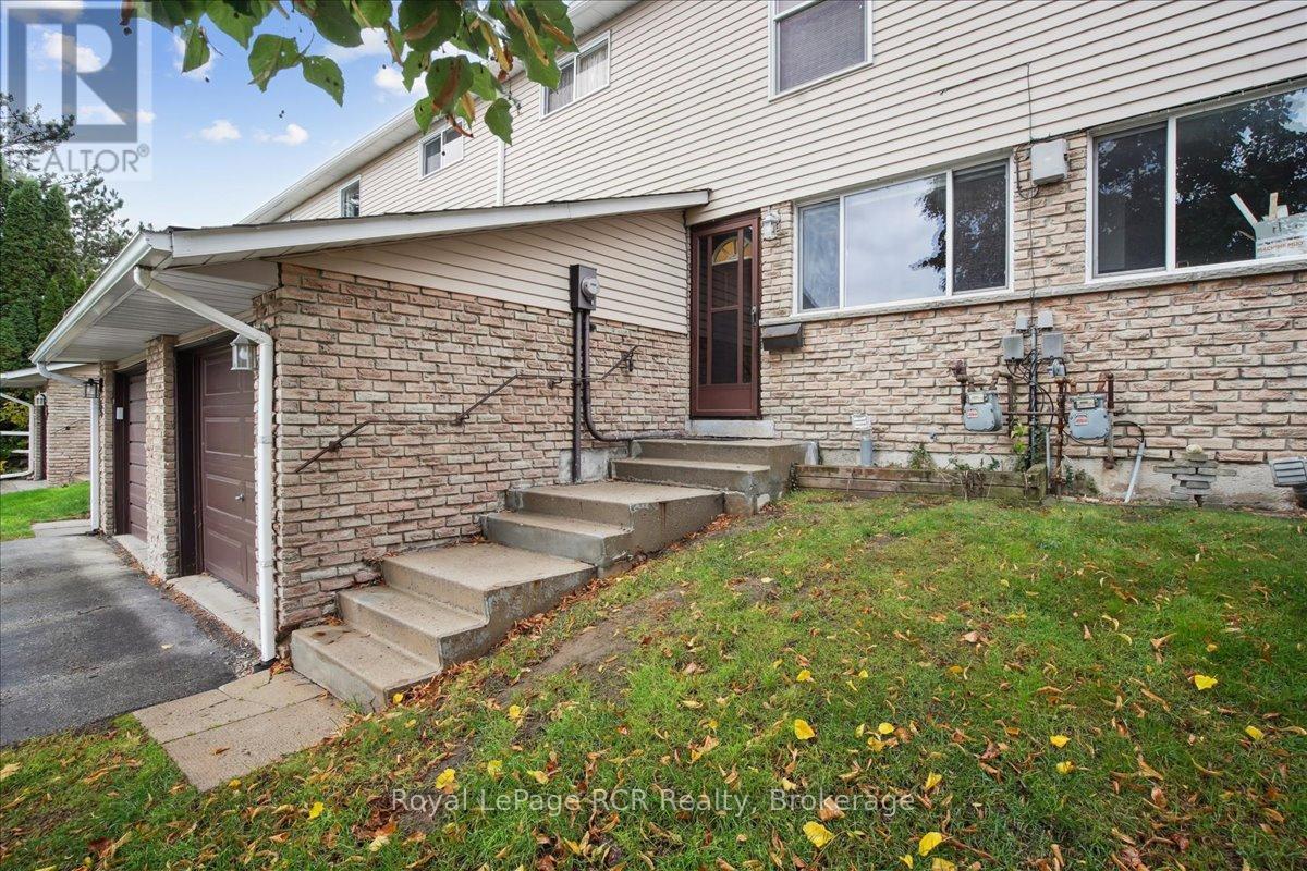 85 - 85 Laurie Crescent, Owen Sound, ON - Outdoor