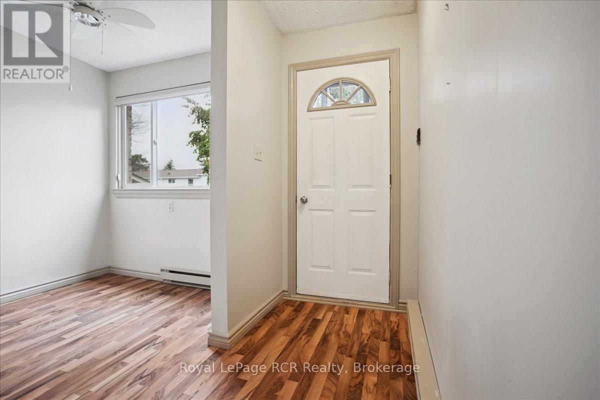 85 - 85 Laurie Crescent, Owen Sound, ON - Indoor Photo Showing Other Room