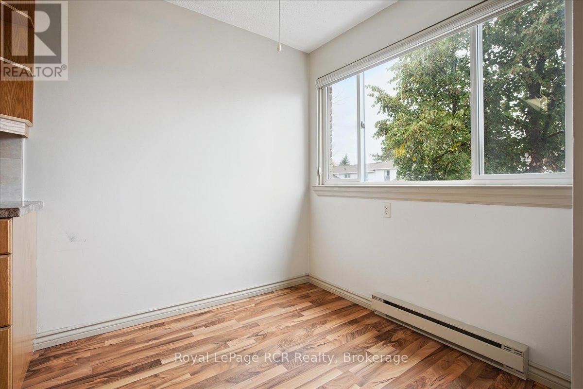 85 - 85 Laurie Crescent, Owen Sound, ON - Indoor Photo Showing Other Room