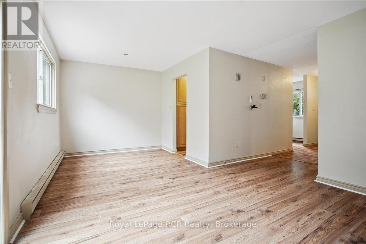 85 - 85 Laurie Crescent, Owen Sound, ON - Indoor Photo Showing Other Room