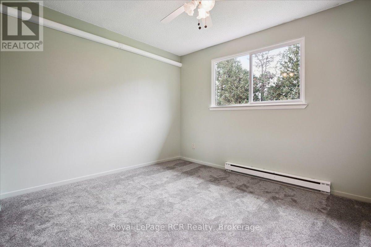 85 - 85 Laurie Crescent, Owen Sound, ON - Indoor Photo Showing Other Room