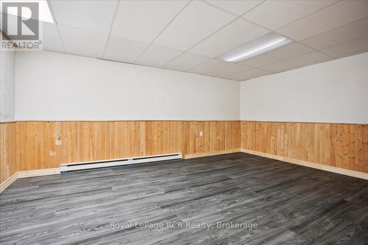 85 - 85 Laurie Crescent, Owen Sound, ON - Indoor Photo Showing Other Room