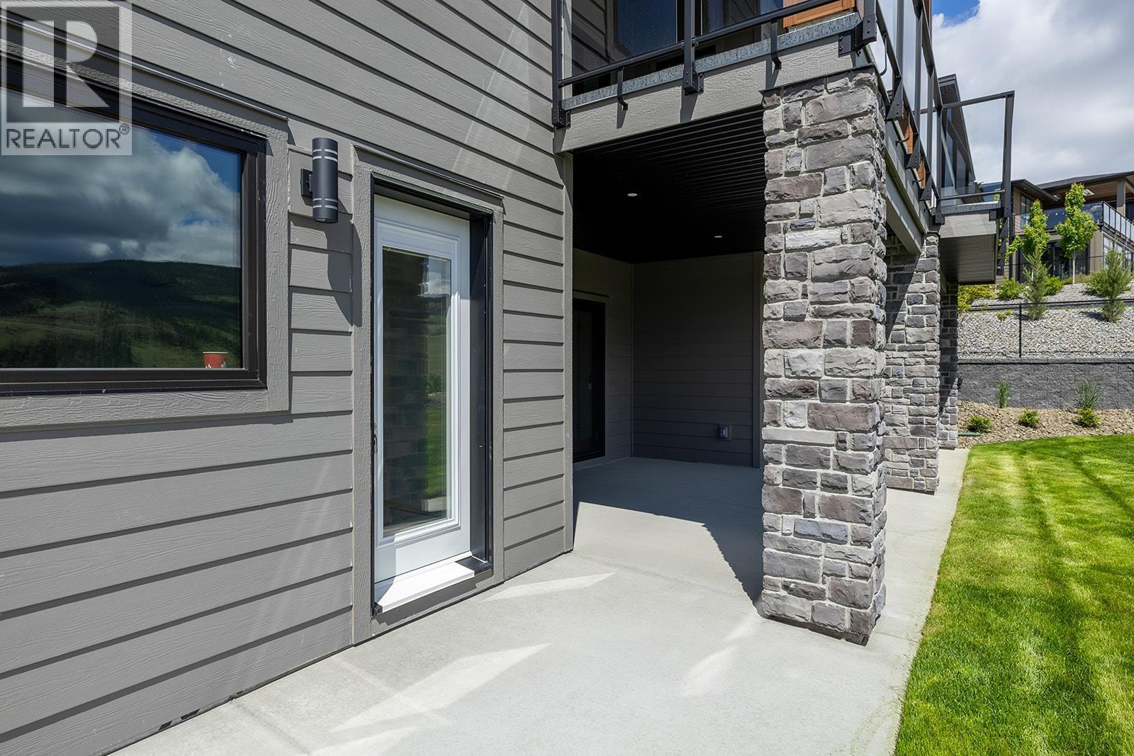 771 Carnoustie Drive, Kelowna, BC - Outdoor