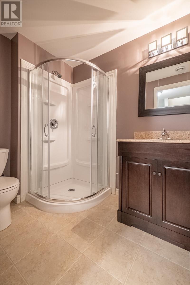 58 Cheyne Drive, St. John'S, Nl, NL - Indoor Photo Showing Bathroom