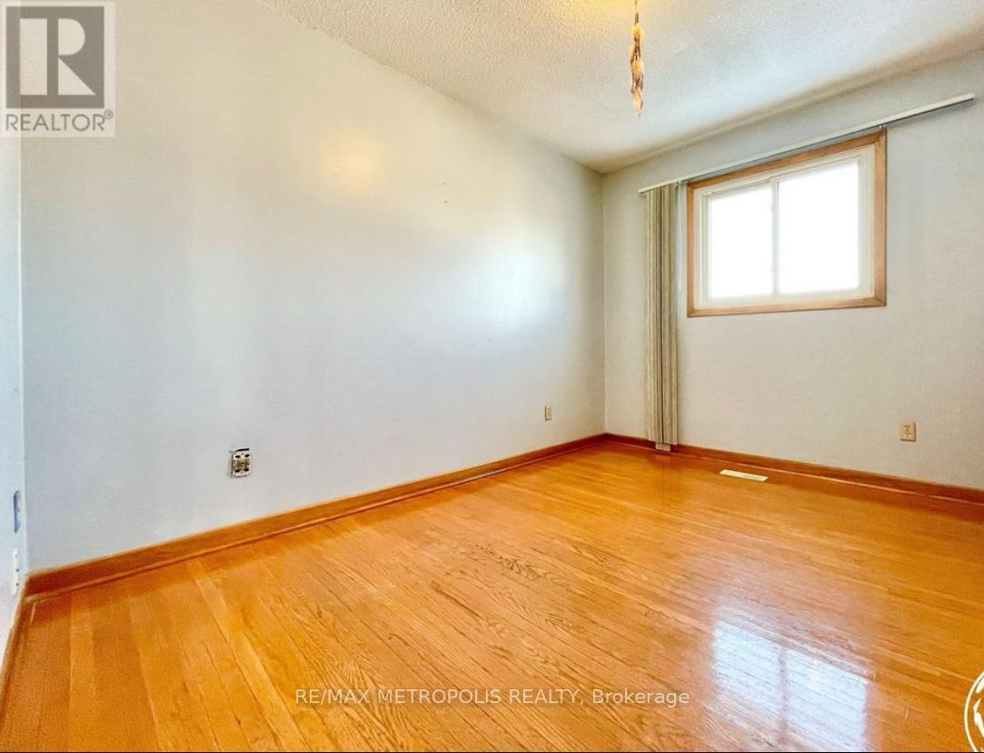 3 Prairie Dunes Place, Vaughan, ON - Indoor Photo Showing Other Room