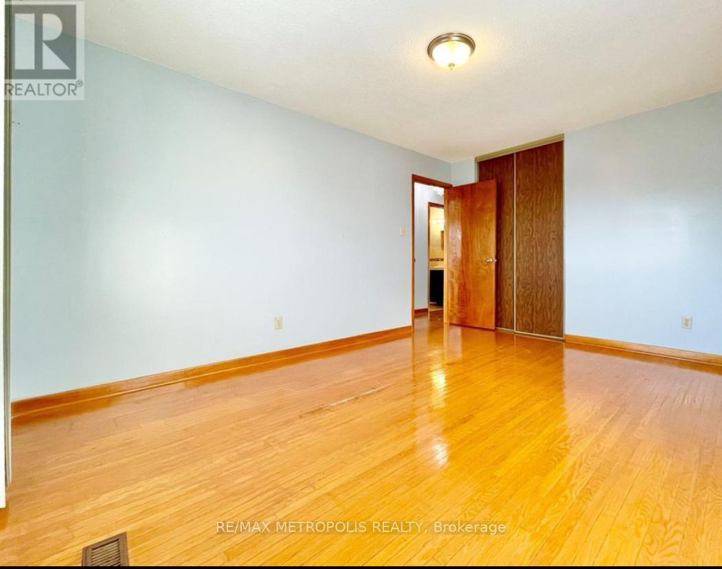 3 Prairie Dunes Place, Vaughan, ON - Indoor Photo Showing Other Room