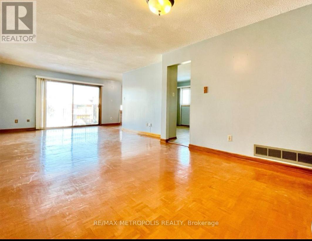 3 Prairie Dunes Place, Vaughan, ON - Indoor Photo Showing Other Room